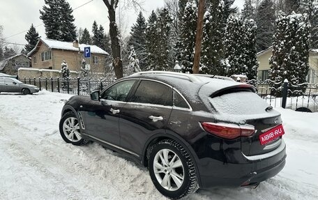 Infiniti QX70, 2014 год, 2 350 000 рублей, 5 фотография