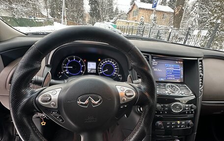 Infiniti QX70, 2014 год, 2 350 000 рублей, 14 фотография