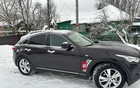 Infiniti QX70, 2014 год, 2 350 000 рублей, 6 фотография