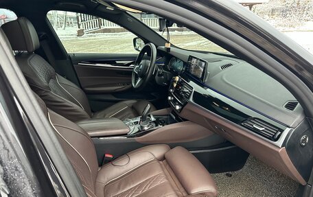 BMW 5 серия, 2018 год, 3 950 000 рублей, 8 фотография