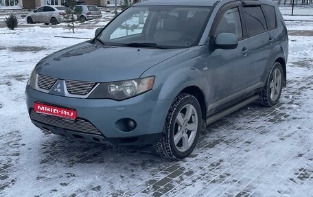 Mitsubishi Outlander III рестайлинг 3, 2008 год, 890 000 рублей, 1 фотография