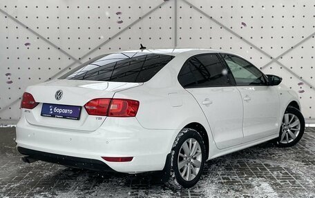 Volkswagen Jetta VI, 2013 год, 1 240 000 рублей, 4 фотография