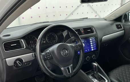 Volkswagen Jetta VI, 2013 год, 1 240 000 рублей, 15 фотография