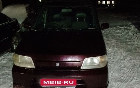 Nissan Cube II, 2001 год, 225 000 рублей, 4 фотография