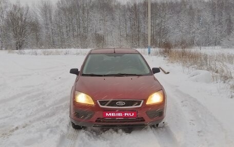 Ford Focus II рестайлинг, 2005 год, 330 000 рублей, 1 фотография