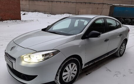 Renault Fluence I, 2012 год, 700 000 рублей, 2 фотография