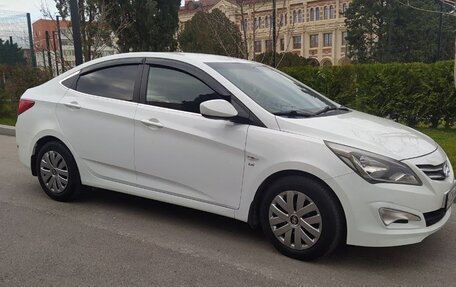 Hyundai Solaris II рестайлинг, 2014 год, 900 000 рублей, 16 фотография