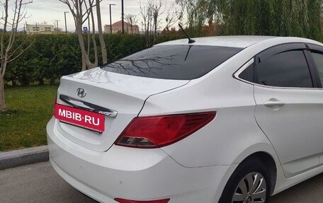 Hyundai Solaris II рестайлинг, 2014 год, 900 000 рублей, 14 фотография