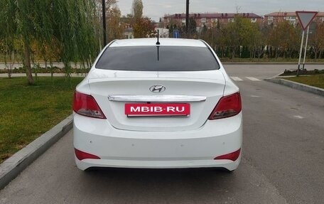 Hyundai Solaris II рестайлинг, 2014 год, 900 000 рублей, 24 фотография