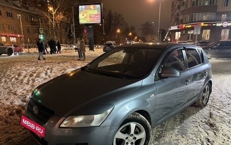 KIA cee'd I рестайлинг, 2008 год, 655 000 рублей, 2 фотография