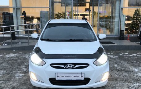 Hyundai Solaris II рестайлинг, 2012 год, 897 000 рублей, 2 фотография