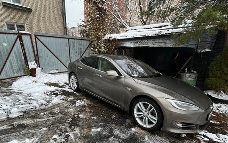 Tesla Model S I, 2015 год, 2 750 000 рублей, 7 фотография