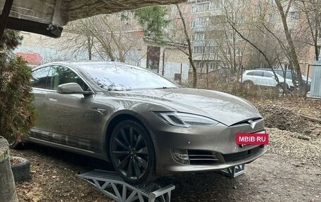 Tesla Model S I, 2015 год, 2 750 000 рублей, 2 фотография