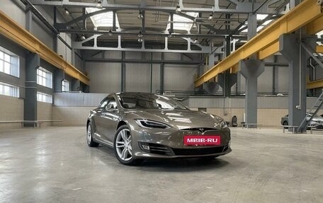 Tesla Model S I, 2015 год, 2 750 000 рублей, 10 фотография