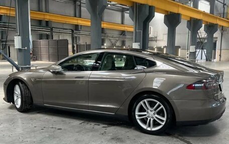 Tesla Model S I, 2015 год, 2 750 000 рублей, 16 фотография