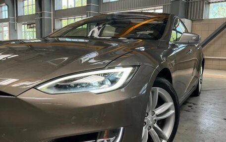 Tesla Model S I, 2015 год, 2 750 000 рублей, 17 фотография