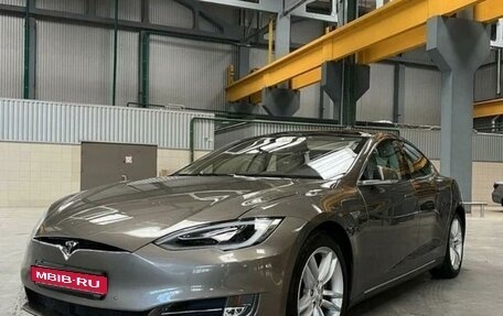 Tesla Model S I, 2015 год, 2 750 000 рублей, 12 фотография