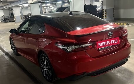 Toyota Camry, 2021 год, 2 900 000 рублей, 6 фотография