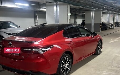 Toyota Camry, 2021 год, 2 900 000 рублей, 4 фотография