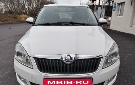 Skoda Fabia II, 2013 год, 929 000 рублей, 2 фотография