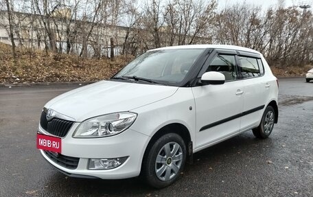 Skoda Fabia II, 2013 год, 929 000 рублей, 3 фотография