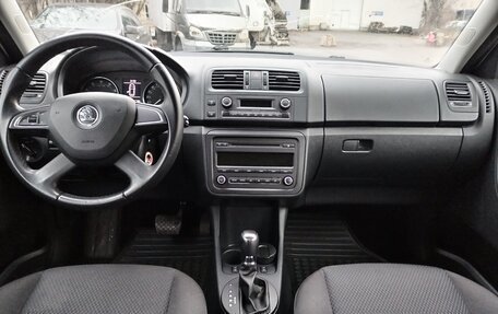 Skoda Fabia II, 2013 год, 929 000 рублей, 14 фотография