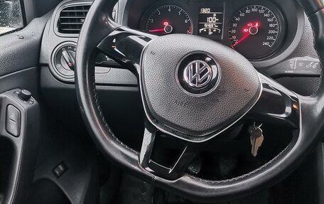 Volkswagen Polo VI (EU Market), 2016 год, 1 050 000 рублей, 11 фотография