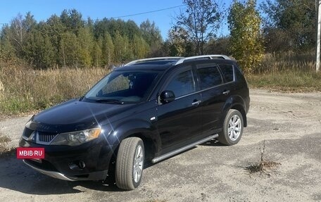 Mitsubishi Outlander III рестайлинг 3, 2008 год, 1 100 000 рублей, 3 фотография