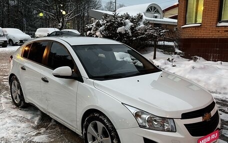 Chevrolet Cruze II, 2014 год, 875 000 рублей, 3 фотография