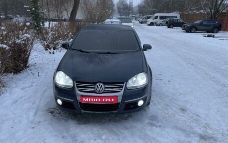 Volkswagen Jetta VI, 2007 год, 800 000 рублей, 1 фотография