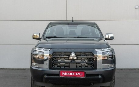 Mitsubishi L200, 2024 год, 5 277 000 рублей, 17 фотография