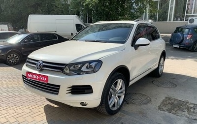 Volkswagen Touareg III, 2011 год, 2 500 000 рублей, 1 фотография