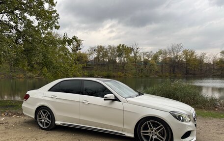 Mercedes-Benz E-Класс, 2013 год, 2 400 000 рублей, 19 фотография