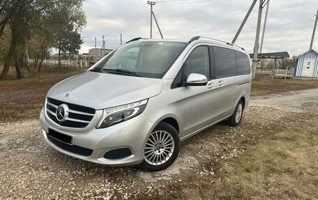 Mercedes-Benz V-Класс, 2019 год, 5 500 000 рублей, 1 фотография