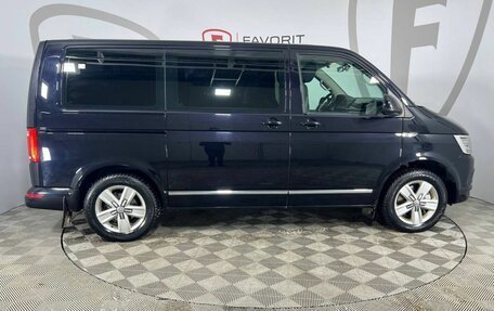 Volkswagen Multivan T6 рестайлинг, 2016 год, 3 300 000 рублей, 4 фотография