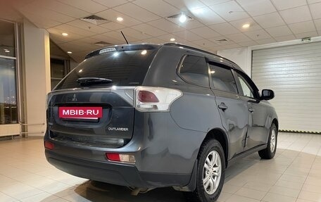 Mitsubishi Outlander III рестайлинг 3, 2013 год, 1 410 000 рублей, 5 фотография