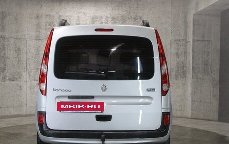 Renault Kangoo II рестайлинг, 2010 год, 747 000 рублей, 7 фотография