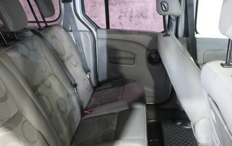 Renault Kangoo II рестайлинг, 2010 год, 747 000 рублей, 12 фотография