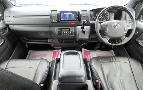 Toyota HiAce H200, 2021 год, 4 610 000 рублей, 7 фотография