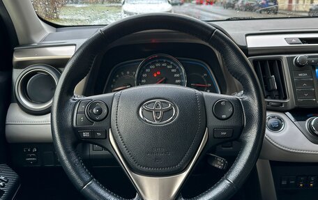 Toyota RAV4, 2013 год, 1 900 000 рублей, 19 фотография