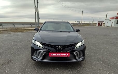 Toyota Camry, 2020 год, 3 100 000 рублей, 14 фотография