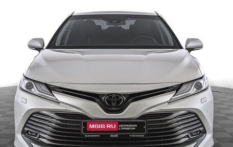 Toyota Camry, 2019 год, 3 350 000 рублей, 2 фотография