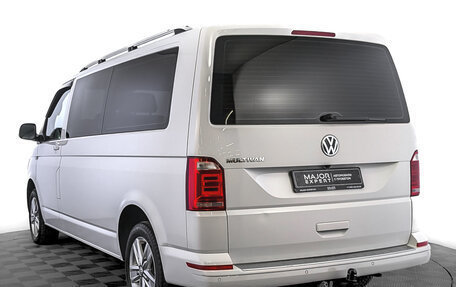 Volkswagen Multivan T6 рестайлинг, 2019 год, 4 750 000 рублей, 7 фотография