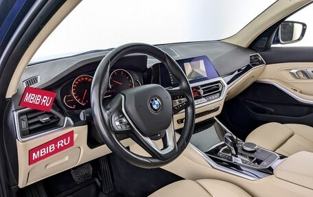 BMW 3 серия, 2020 год, 3 550 000 рублей, 16 фотография