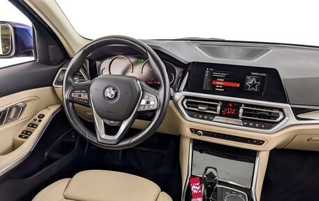 BMW 3 серия, 2020 год, 3 550 000 рублей, 29 фотография