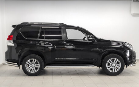 Toyota Land Cruiser Prado 150 рестайлинг 2, 2012 год, 2 570 000 рублей, 4 фотография