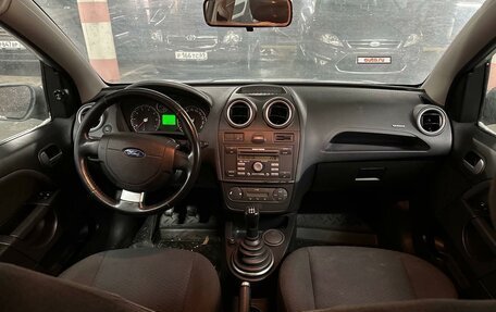 Ford Fiesta, 2007 год, 450 000 рублей, 3 фотография