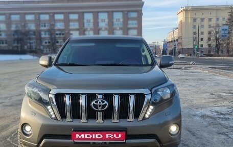 Toyota Land Cruiser Prado 150 рестайлинг 2, 2014 год, 3 650 000 рублей, 2 фотография