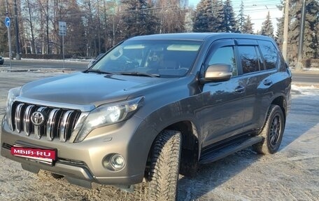 Toyota Land Cruiser Prado 150 рестайлинг 2, 2014 год, 3 650 000 рублей, 21 фотография