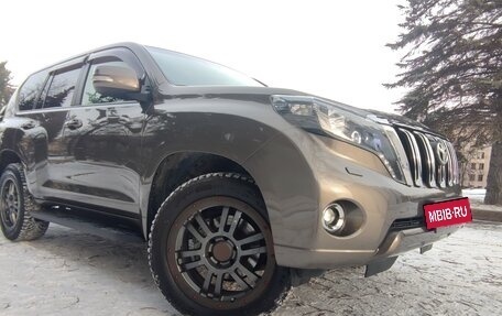 Toyota Land Cruiser Prado 150 рестайлинг 2, 2014 год, 3 650 000 рублей, 34 фотография